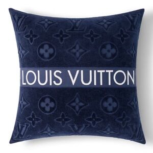 ❌SOLD❌Louis Vuitton LVacation Pillow